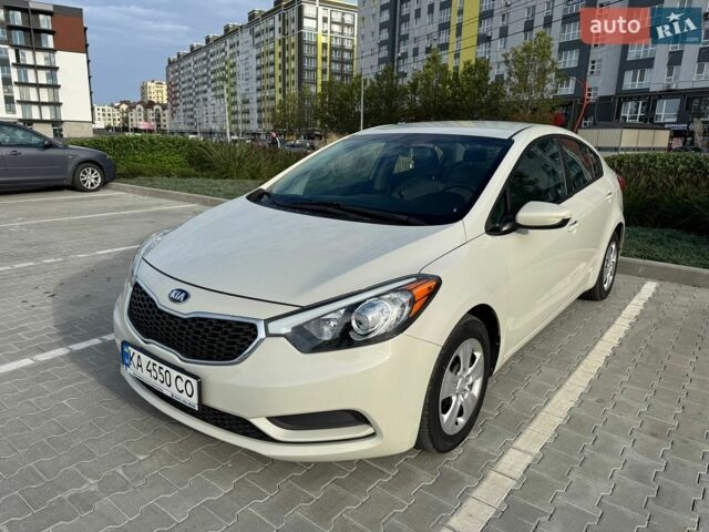 Белый Киа Форте, объемом двигателя 1.8 л и пробегом 140 тыс. км за 8800 $, фото 1 на Automoto.ua