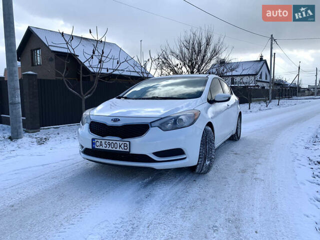 Белый Киа Форте, объемом двигателя 1.8 л и пробегом 204 тыс. км за 8300 $, фото 1 на Automoto.ua