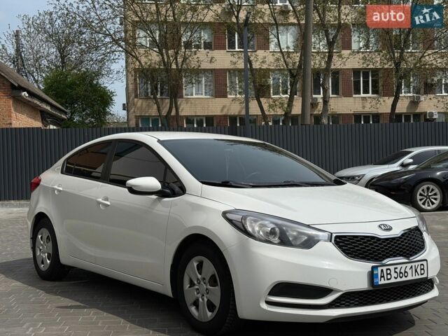 Белый Киа Форте, объемом двигателя 1.8 л и пробегом 189 тыс. км за 8300 $, фото 1 на Automoto.ua