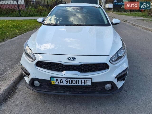 Белый Киа Форте, объемом двигателя 2 л и пробегом 57 тыс. км за 14700 $, фото 1 на Automoto.ua