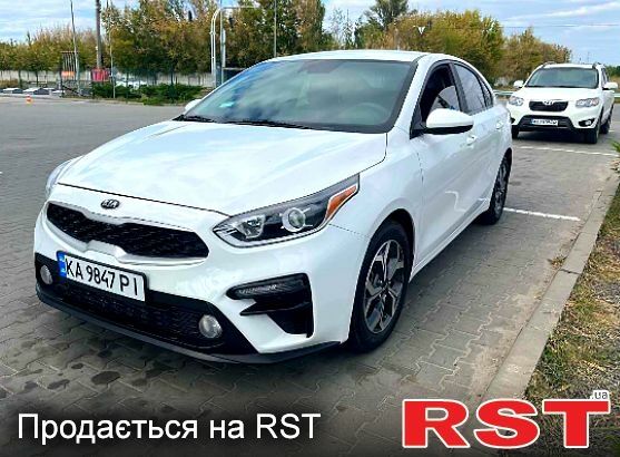 Білий Кіа Форте, об'ємом двигуна 2 л та пробігом 5700 тис. км за 15200 $, фото 1 на Automoto.ua
