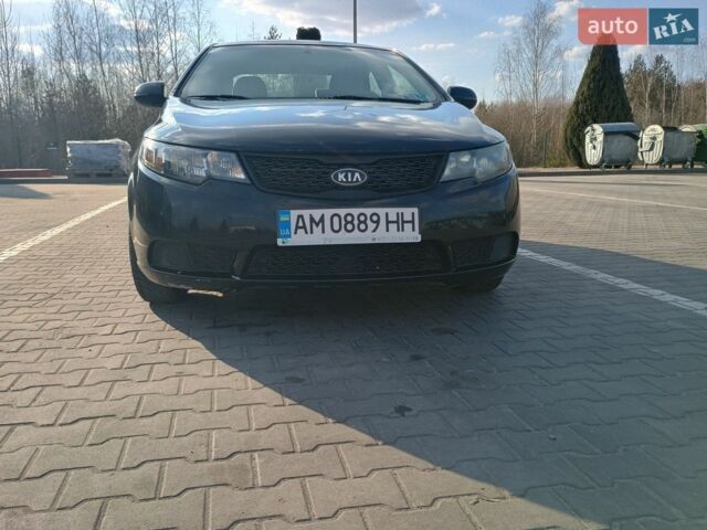 Черный Киа Форте, объемом двигателя 2 л и пробегом 270 тыс. км за 5500 $, фото 1 на Automoto.ua