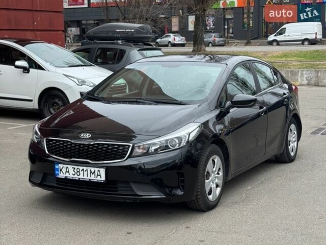 Черный Киа Форте, объемом двигателя 2 л и пробегом 128 тыс. км за 8600 $, фото 1 на Automoto.ua