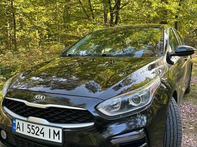 Чорний Кіа Форте, об'ємом двигуна 2 л та пробігом 153 тис. км за 13500 $, фото 1 на Automoto.ua