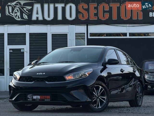 Черный Киа Форте, объемом двигателя 2 л и пробегом 52 тыс. км за 15800 $, фото 1 на Automoto.ua