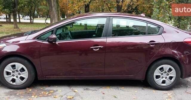 Червоний Кіа Форте, об'ємом двигуна 2 л та пробігом 188 тис. км за 9600 $, фото 1 на Automoto.ua