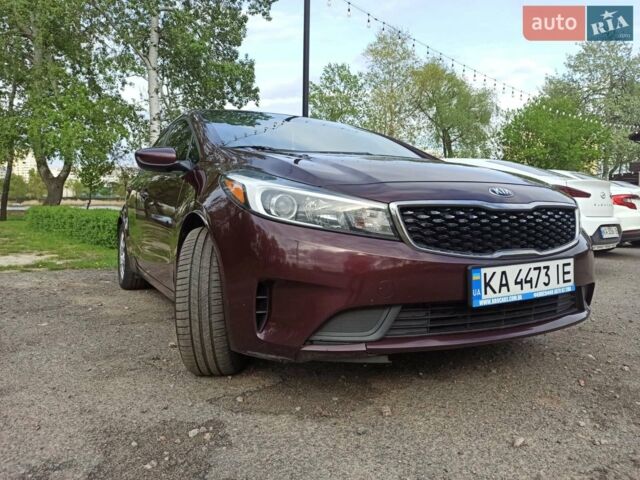 Красный Киа Форте, объемом двигателя 2 л и пробегом 125 тыс. км за 12000 $, фото 1 на Automoto.ua