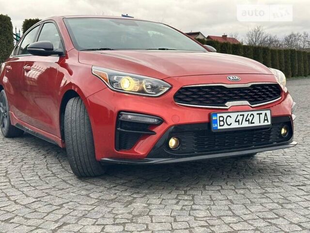 Красный Киа Форте, объемом двигателя 2 л и пробегом 33 тыс. км за 16500 $, фото 1 на Automoto.ua