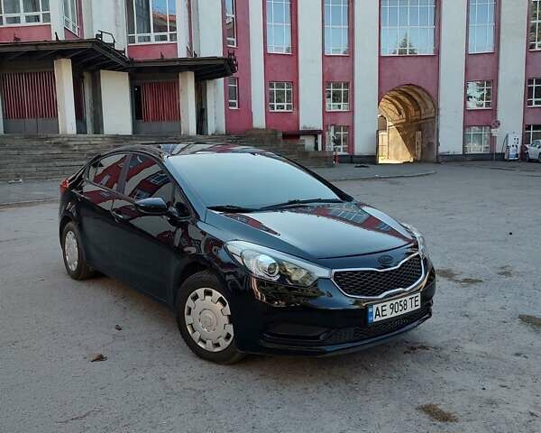 Киа Форте, объемом двигателя 1.8 л и пробегом 152 тыс. км за 8700 $, фото 1 на Automoto.ua