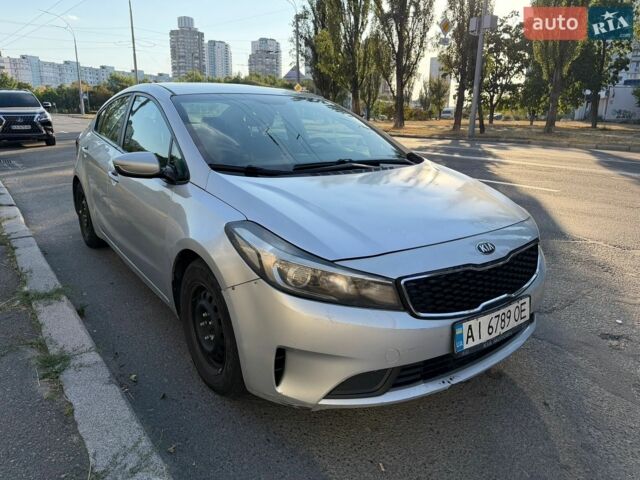 Киа Форте, объемом двигателя 2 л и пробегом 352 тыс. км за 6200 $, фото 1 на Automoto.ua