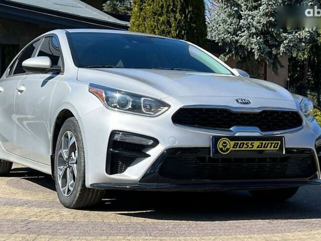 Киа Форте, объемом двигателя 2 л и пробегом 160 тыс. км за 13600 $, фото 1 на Automoto.ua