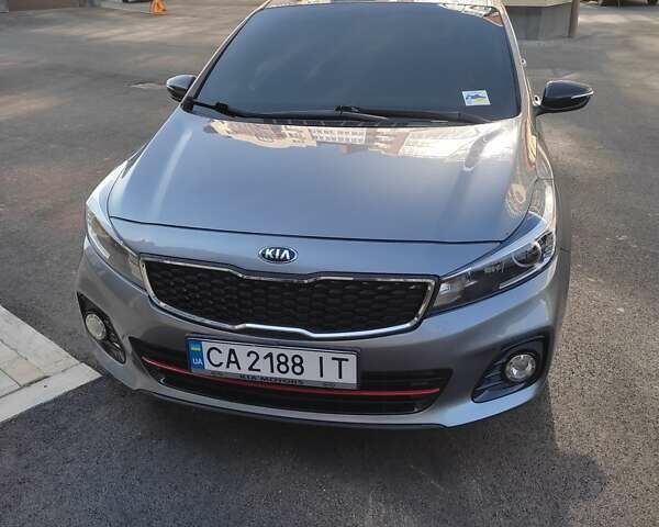 Серый Киа Форте, объемом двигателя 1.59 л и пробегом 80 тыс. км за 13100 $, фото 1 на Automoto.ua