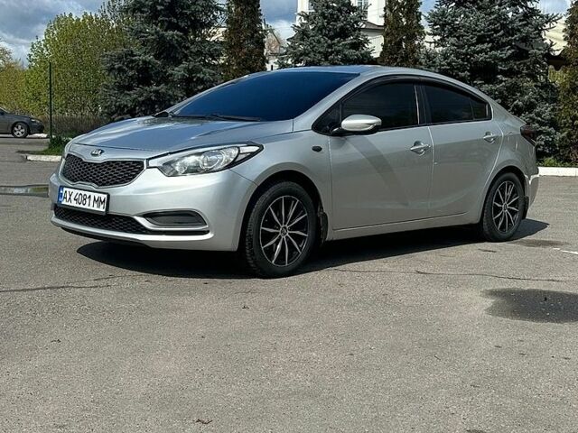 Серый Киа Форте, объемом двигателя 1.8 л и пробегом 176 тыс. км за 8700 $, фото 1 на Automoto.ua