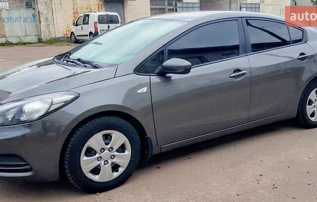 Серый Киа Форте, объемом двигателя 1.59 л и пробегом 131 тыс. км за 7350 $, фото 1 на Automoto.ua