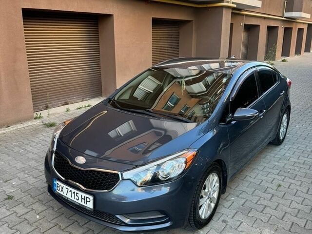 Серый Киа Форте, объемом двигателя 1.8 л и пробегом 230 тыс. км за 8800 $, фото 1 на Automoto.ua