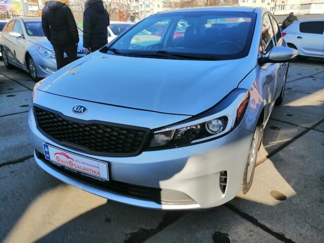 Серый Киа Форте, объемом двигателя 2 л и пробегом 143 тыс. км за 9999 $, фото 1 на Automoto.ua