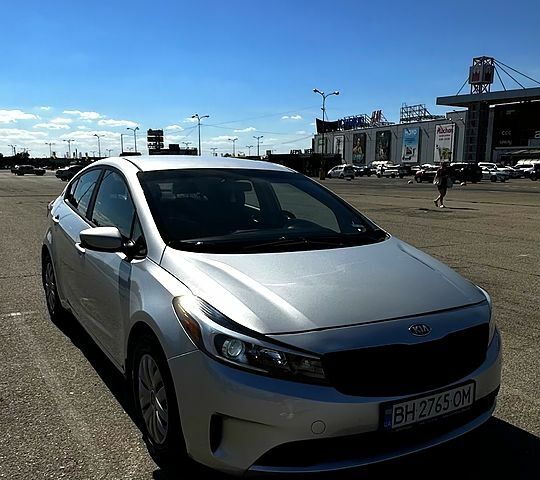 Сірий Кіа Форте, об'ємом двигуна 2 л та пробігом 174 тис. км за 9900 $, фото 1 на Automoto.ua