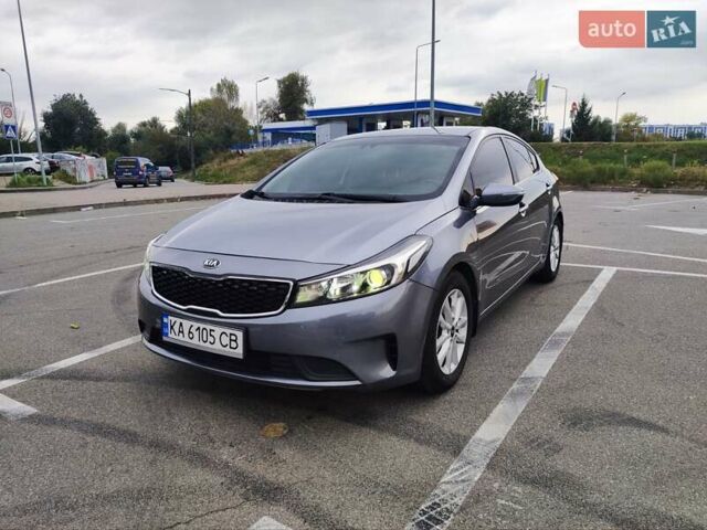 Серый Киа Форте, объемом двигателя 2 л и пробегом 144 тыс. км за 12900 $, фото 1 на Automoto.ua