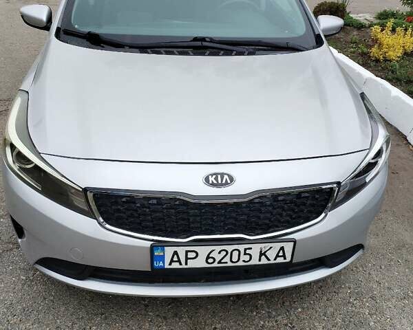 Сірий Кіа Форте, об'ємом двигуна 2 л та пробігом 118 тис. км за 10800 $, фото 1 на Automoto.ua