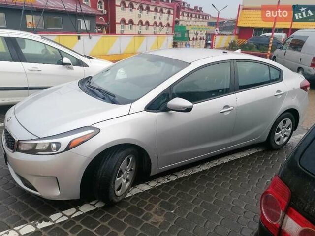 Серый Киа Форте, объемом двигателя 2 л и пробегом 92 тыс. км за 9500 $, фото 1 на Automoto.ua