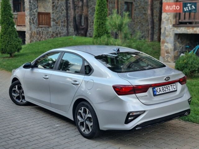 Серый Киа Форте, объемом двигателя 2 л и пробегом 116 тыс. км за 13600 $, фото 1 на Automoto.ua