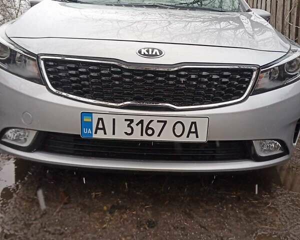 Серый Киа Форте, объемом двигателя 2 л и пробегом 28 тыс. км за 12800 $, фото 1 на Automoto.ua
