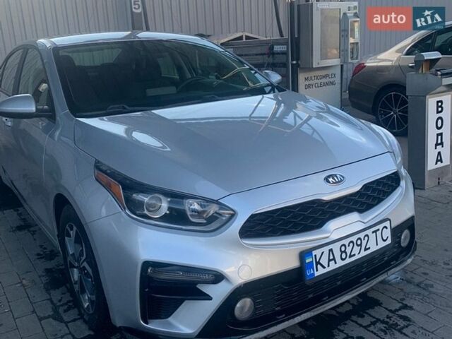 Серый Киа Форте, объемом двигателя 2 л и пробегом 116 тыс. км за 13900 $, фото 1 на Automoto.ua