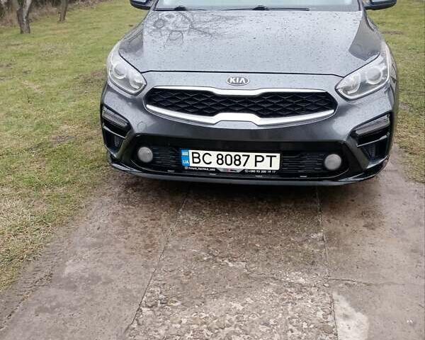 Сірий Кіа Форте, об'ємом двигуна 2 л та пробігом 180 тис. км за 11500 $, фото 1 на Automoto.ua