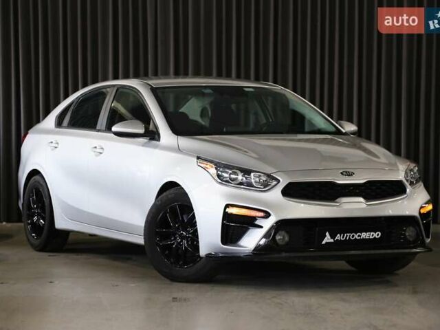 Сірий Кіа Форте, об'ємом двигуна 2 л та пробігом 62 тис. км за 12500 $, фото 1 на Automoto.ua