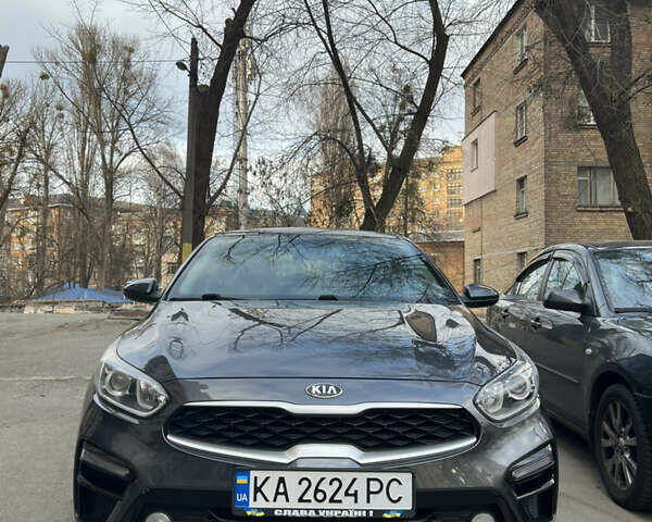 Серый Киа Форте, объемом двигателя 2 л и пробегом 80 тыс. км за 16000 $, фото 1 на Automoto.ua