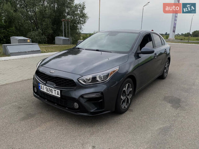 Серый Киа Форте, объемом двигателя 2 л и пробегом 110 тыс. км за 14950 $, фото 1 на Automoto.ua
