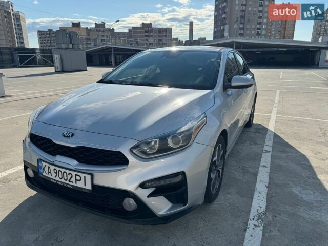 Серый Киа Форте, объемом двигателя 2 л и пробегом 155 тыс. км за 13900 $, фото 1 на Automoto.ua