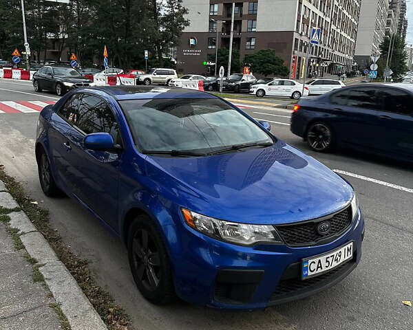 Синій Кіа Форте, об'ємом двигуна 2 л та пробігом 260 тис. км за 7300 $, фото 1 на Automoto.ua