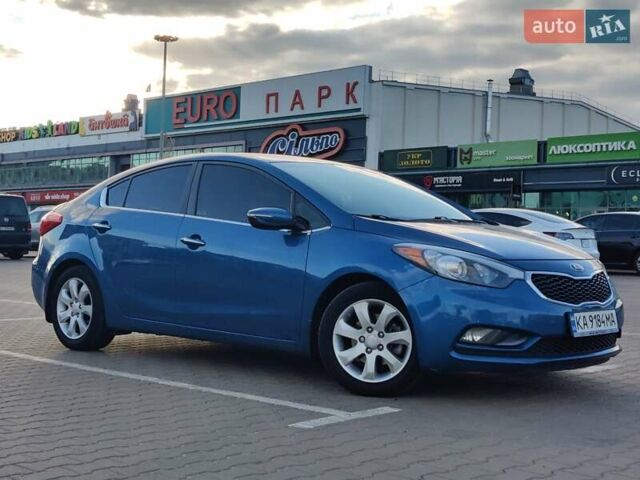 Синий Киа Форте, объемом двигателя 2 л и пробегом 174 тыс. км за 8600 $, фото 1 на Automoto.ua