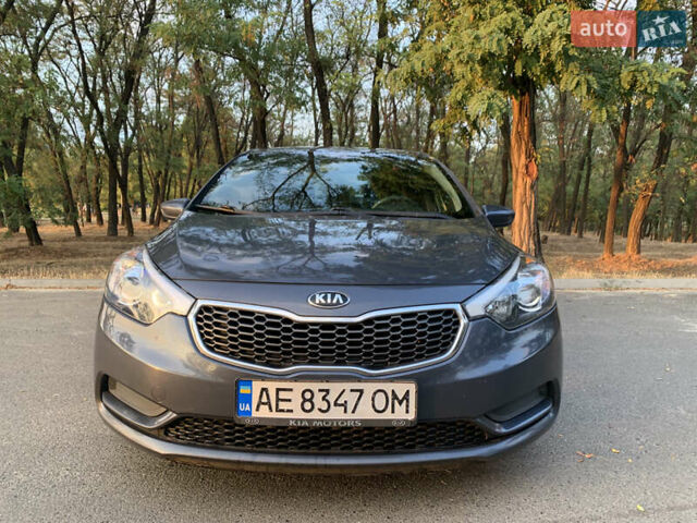 Синий Киа Форте, объемом двигателя 1.8 л и пробегом 185 тыс. км за 8600 $, фото 1 на Automoto.ua