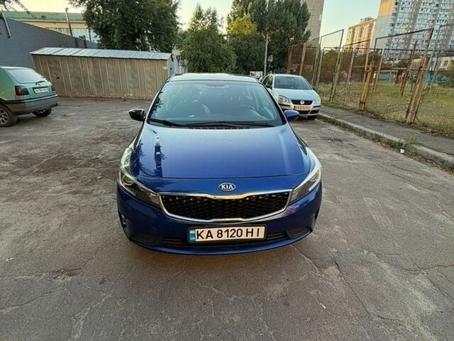 Синий Киа Форте, объемом двигателя 2 л и пробегом 147 тыс. км за 7200 $, фото 1 на Automoto.ua