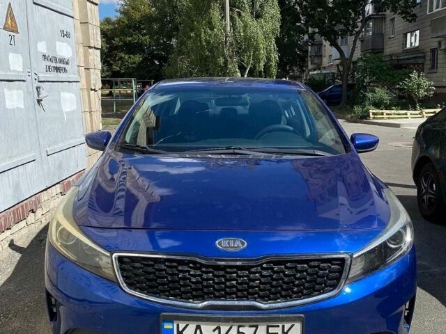 Синій Кіа Форте, об'ємом двигуна 2 л та пробігом 135 тис. км за 10000 $, фото 1 на Automoto.ua