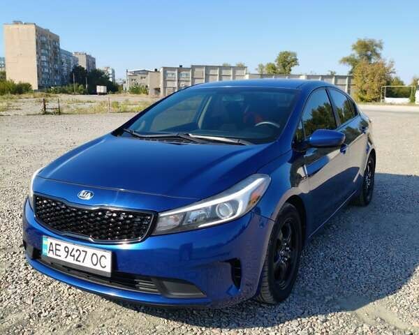 Синий Киа Форте, объемом двигателя 2 л и пробегом 172 тыс. км за 9700 $, фото 1 на Automoto.ua