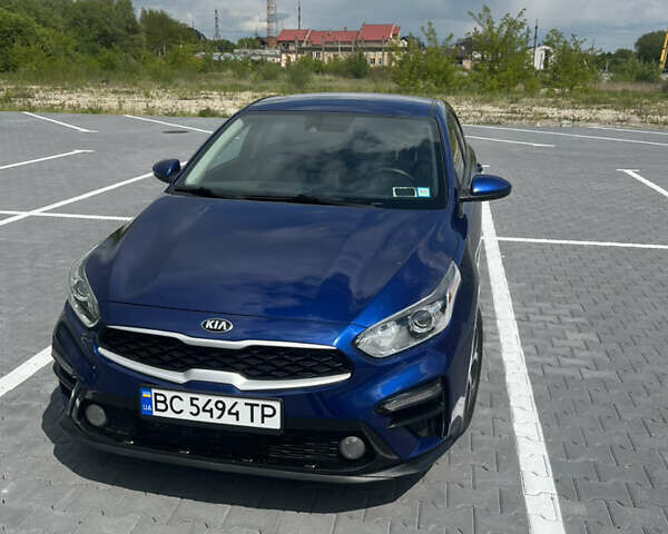 Синій Кіа Форте, об'ємом двигуна 2 л та пробігом 99 тис. км за 15000 $, фото 1 на Automoto.ua