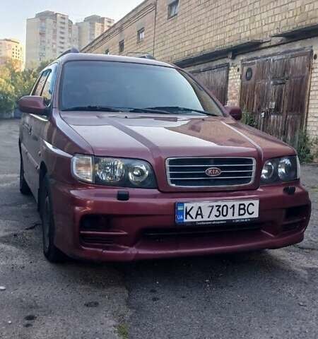 Красный Киа Джойс, объемом двигателя 2 л и пробегом 370 тыс. км за 2800 $, фото 1 на Automoto.ua