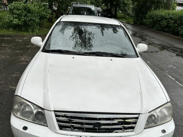 Белый Киа Маджентис, объемом двигателя 2 л и пробегом 275 тыс. км за 2500 $, фото 1 на Automoto.ua