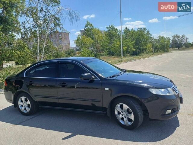 Черный Киа Маджентис, объемом двигателя 2 л и пробегом 185 тыс. км за 6300 $, фото 1 на Automoto.ua