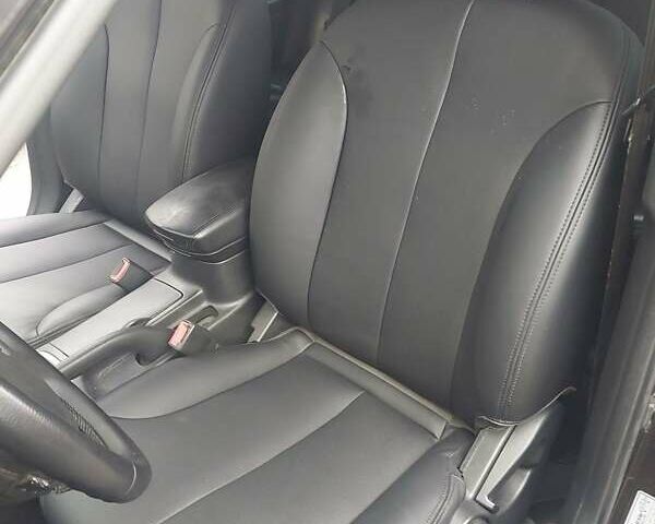 Коричневый Киа Маджентис, объемом двигателя 2.66 л и пробегом 355 тыс. км за 4400 $, фото 1 на Automoto.ua