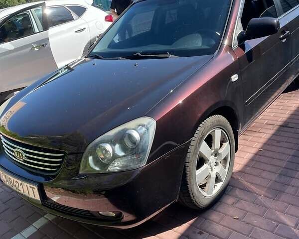 Коричневий Кіа Маджентіс, об'ємом двигуна 2.66 л та пробігом 270 тис. км за 6600 $, фото 1 на Automoto.ua