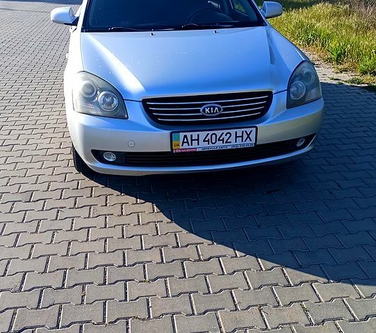 Киа Маджентис, объемом двигателя 2 л и пробегом 182 тыс. км за 5599 $, фото 1 на Automoto.ua