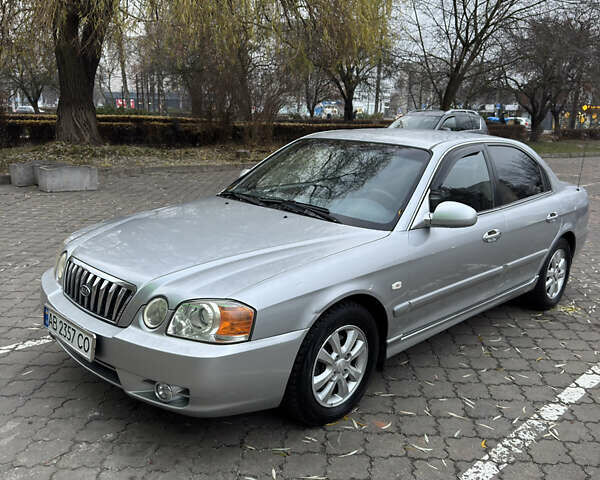 Серый Киа Маджентис, объемом двигателя 2 л и пробегом 267 тыс. км за 3900 $, фото 1 на Automoto.ua