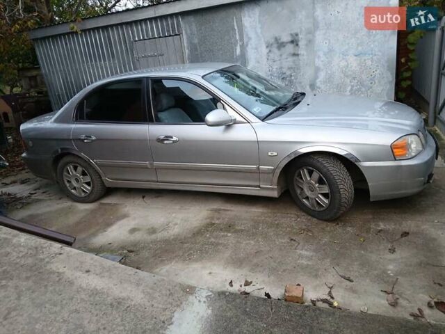 Серый Киа Маджентис, объемом двигателя 2 л и пробегом 271 тыс. км за 3200 $, фото 1 на Automoto.ua