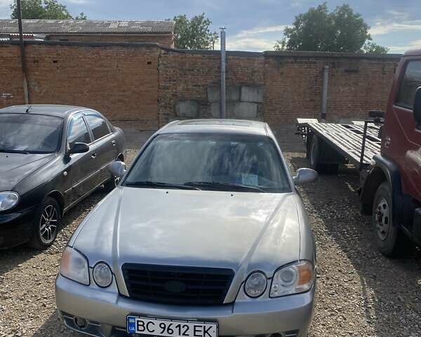 Серый Киа Маджентис, объемом двигателя 2 л и пробегом 334 тыс. км за 3200 $, фото 1 на Automoto.ua