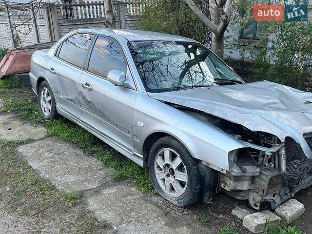 Серый Киа Маджентис, объемом двигателя 2 л и пробегом 266 тыс. км за 1300 $, фото 1 на Automoto.ua