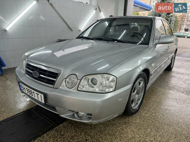 Сірий Кіа Маджентіс, об'ємом двигуна 2 л та пробігом 206 тис. км за 3000 $, фото 1 на Automoto.ua